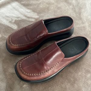 Dansko Madigan clog mule brown size 40 women’s 9